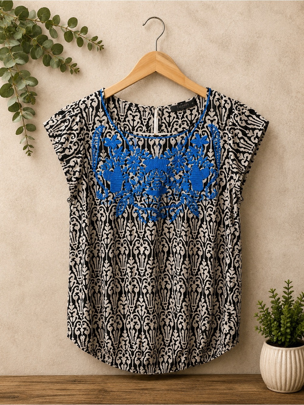 THML Women’s Embroidered Print Blouse Medium Black Beige Blue Boho Top